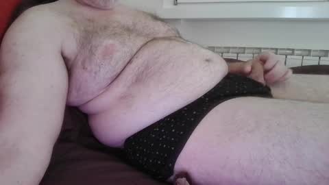 Snapshot of mdm1981 chatting on 04-17-26, 08:17 mdm1981 online show from 04-17-26, 08:17