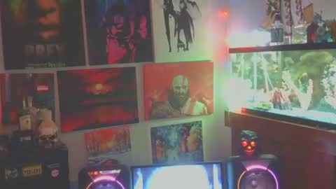 Snapshot of mdtpoker chatting on 12-19-25, 06:48 Poker online show from 12-19-25, 06:48