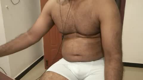 Snapshot of me_hai12 chatting on 11-12-25, 12:27 me_hai12 online show from 11-12-25, 12:27