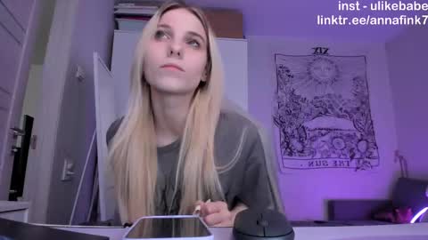 Anna online show from 11-20-25, 07:19