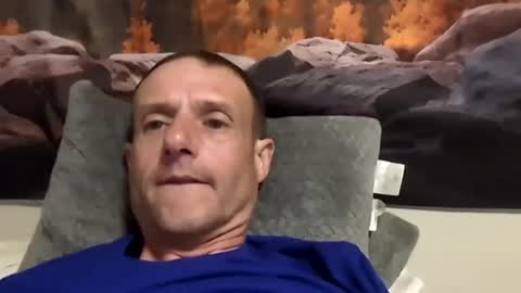 Snapshot of meanfinger chatting on 07-02-26, 06:30 Jizzy online show from 07-02-26, 06:30