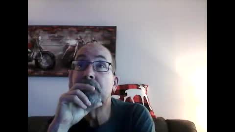 Snapshot of meathome3 chatting on 12-30-24, 05:34 me at home online show from 12-30-24, 05:34