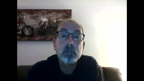 Snapshot of meathome3 chatting on 01-08-25, 04:12 me at home online show from 01-08-25, 04:12