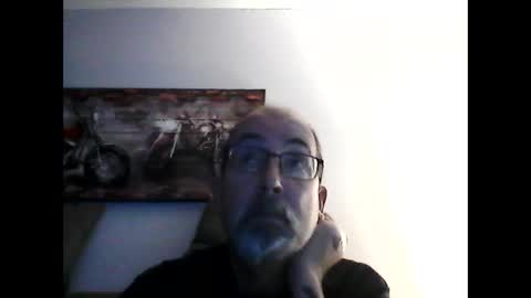 Snapshot of meathome3 chatting on 01-18-25, 01:40 me at home online show from 01-18-25, 01:40