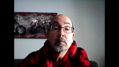 Snapshot of meathome3 chatting on 02-09-25, 04:18 me at home online show from 02-09-25, 04:18