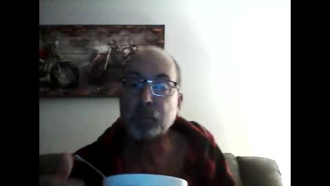 Snapshot of meathome3 chatting on 02-19-25, 11:38 me at home online show from 02-19-25, 11:38