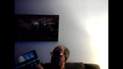 Snapshot of meathome3 chatting on 03-01-25, 04:37 me at home online show from 03-01-25, 04:37
