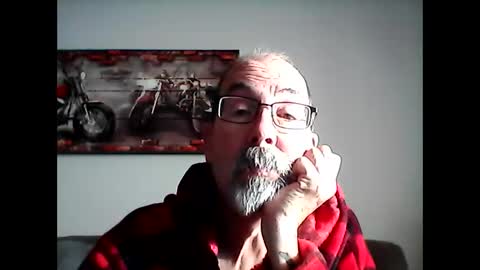 Snapshot of meathome3 chatting on 03-12-25, 12:47 me at home online show from 03-12-25, 12:47