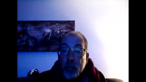 Snapshot of meathome3 chatting on 09-26-25, 09:57 me at home online show from 09-26-25, 09:57
