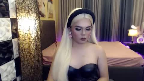 Snapshot of meatyhorsecocktrans chatting on 10-20-25, 07:14 meatyhorsecocktrans online show from 10-20-25, 07:14