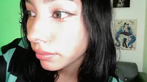 Snapshot of mec_sayuri chatting on 03-04-25, 01:23 mec_sayuri online show from 03-04-25, 01:23