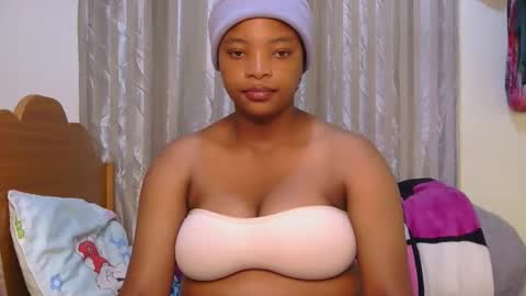 Snapshot of meddy_maya chatting on 11-19-25, 10:59 Meddy maya online show from 11-19-25, 10:59