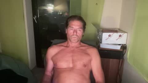 Snapshot of medeinoe chatting on 09-16-25, 07:04 medeinoe online show from 09-16-25, 07:04