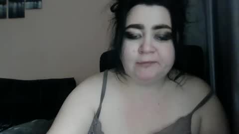 Oltereodora-lima online show from 01-06-25, 12:02