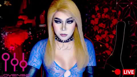 THE QUEEN ALPHA   Queen Medusa Prey online show from 11-26-25, 08:43