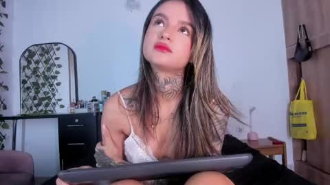 medussa13 online show from 04-23-26, 12:15