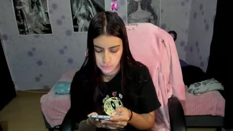 Katrina online show from 11-26-25, 10:22