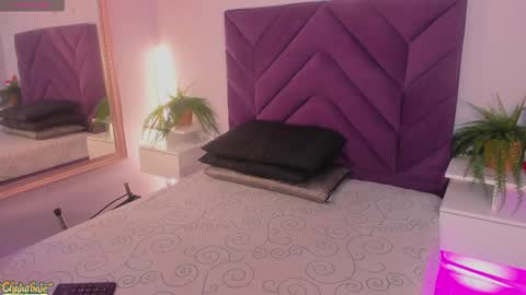 Snapshot of meeganfoox chatting on 02-09-26, 01:53 meeganfoox online show from 02-09-26, 01:53