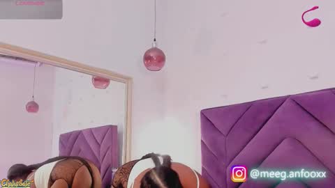 Snapshot of meeganfoox chatting on 02-10-26, 03:43 meeganfoox online show from 02-10-26, 03:43