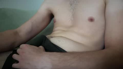 Snapshot of meeliskk95 chatting on 09-18-25, 09:22 meeliskk95 online show from 09-18-25, 09:22