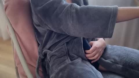 Snapshot of meeliskk95 chatting on 03-10-26, 06:51 meeliskk95 online show from 03-10-26, 06:51