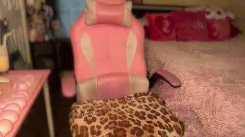 Southern Peach online show from 04-06-26, 04:52