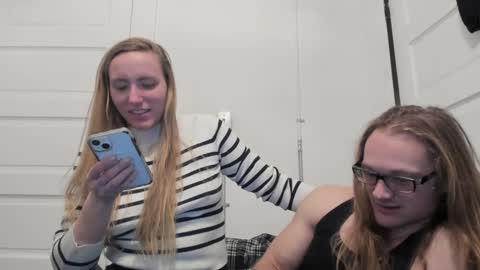 Snapshot of meg_hercules chatting on 01-11-25, 12:33 Meg -- Hercules online show from 01-11-25, 12:33