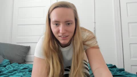 Snapshot of meg_hercules chatting on 01-24-25, 06:04 Meg -- Hercules online show from 01-24-25, 06:04