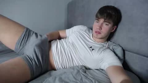 Max online show from 01-07-26, 10:56