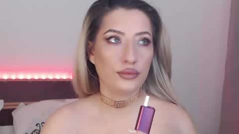 Megan Blazee  online show from 01-29-25, 09:28