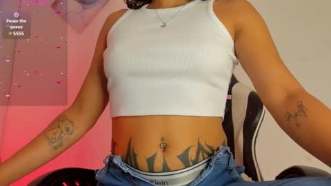 Megan  online show from 01-31-25, 01:23