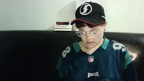 Megan and sophi online show from 03-11-25, 12:00