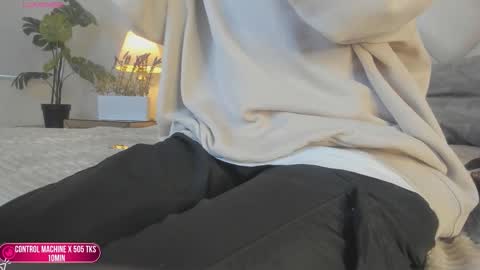 Megan online show from 10-16-25, 12:06