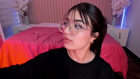     online show from 02-07-25, 06:56
