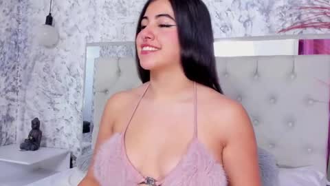 MEGAN  online show from 11-07-25, 11:21