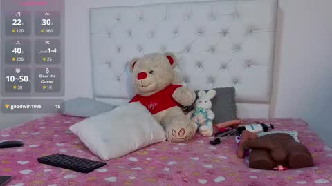 Snapshot of megan_stathan chatting on 03-05-26, 06:59 Megan online show from 03-05-26, 06:59