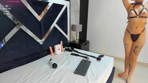 Snapshot of megan_sweetas chatting on 11-21-25, 02:43 Megan Sweet online show from 11-21-25, 02:43