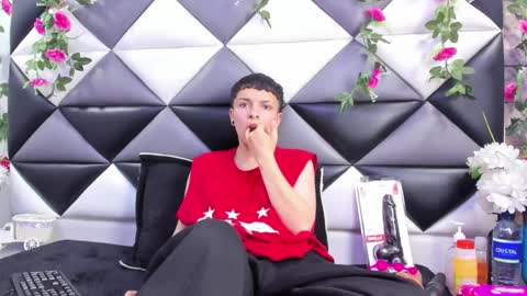 Snapshot of megan_thompsonn_ chatting on 10-01-25, 02:39 megan_thompsonn_ online show from 10-01-25, 02:39