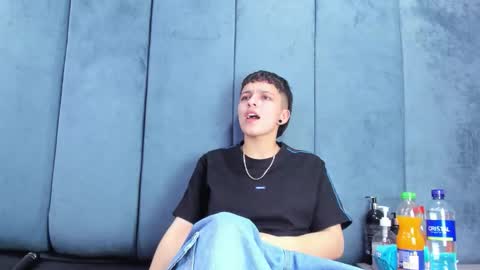 megan_thompsonn_ online show from 03-22-26, 02:26