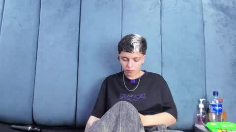 Snapshot of megan_thompsonn_ chatting on 05-07-26, 02:17 megan_thompsonn_ online show from 05-07-26, 02:17