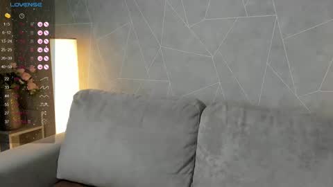 Megan Mon Fri  1600-2200pm Tue Wen Sat 0900-1600pm online show from 02-10-25, 07:07