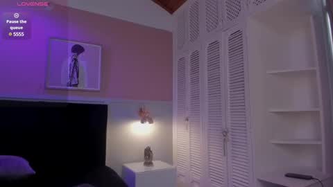 Snapshot of megan_west62 chatting on 12-18-24, 08:03 Jazmin online show from 12-18-24, 08:03