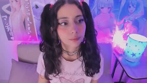 Snapshot of megan_yagami chatting on 12-19-24, 07:40 Megan online show from 12-19-24, 07:40