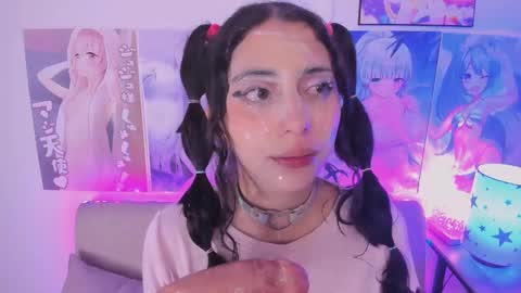 Snapshot of megan_yagami chatting on 12-19-24, 10:45 Megan online show from 12-19-24, 10:45