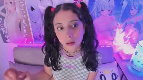 Snapshot of megan_yagami chatting on 12-20-24, 10:38 Megan online show from 12-20-24, 10:38