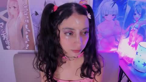 Snapshot of megan_yagami chatting on 01-14-25, 08:31 Megan online show from 01-14-25, 08:31