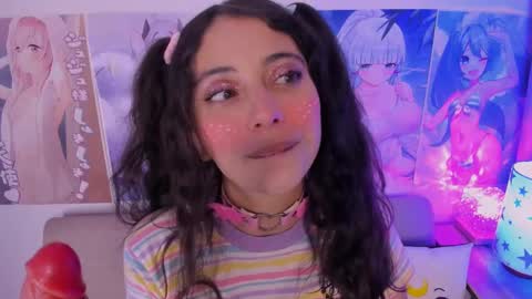 Snapshot of megan_yagami chatting on 02-20-25, 05:12 Megan online show from 02-20-25, 05:12