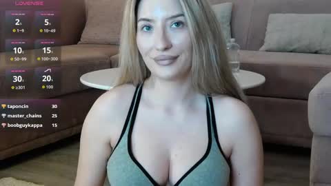 Snapshot of meganblazex chatting on 06-11-26, 12:32 Megan online show from 06-11-26, 12:32