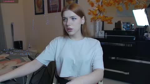 Snapshot of megancat333 chatting on 12-14-25, 08:13 megancat333 online show from 12-14-25, 08:13