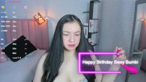 Snapshot of megancero chatting on 05-27-26, 12:35 Megan online show from 05-27-26, 12:35